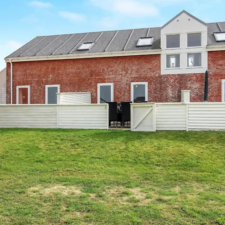 Ilka - 2-3km From The Sea By Interhome *